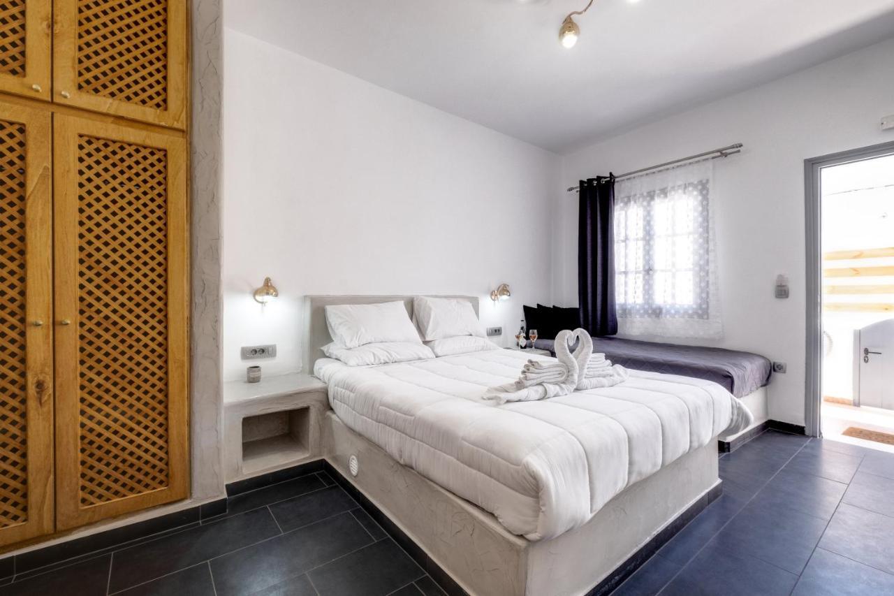 Beach Houses Santorini Kamari  Exterior photo